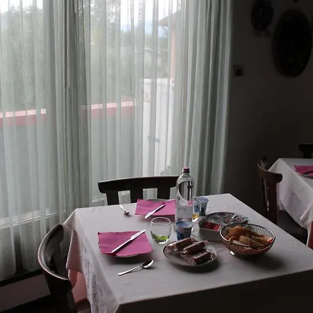 O'scugnizzo 2 3* ベッルーノ