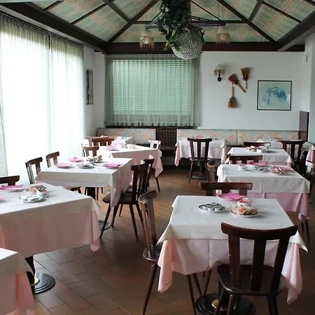 Hotel O'scugnizzo 2