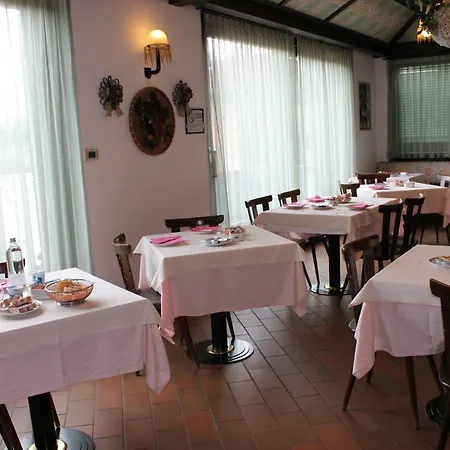 Hotel O'scugnizzo 2 Belluno