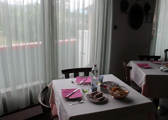 O'scugnizzo 2 3* Беллуно