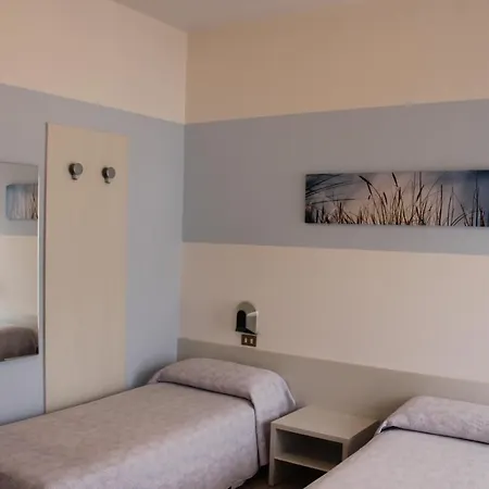 Hotel O'scugnizzo 2 3*