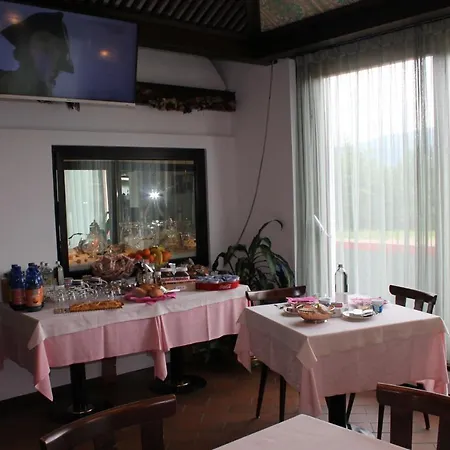 O'scugnizzo 2 Hotel Belluno