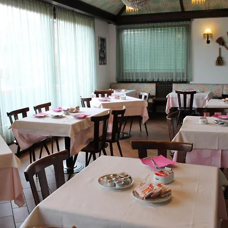 Hotel O'scugnizzo 2 3*